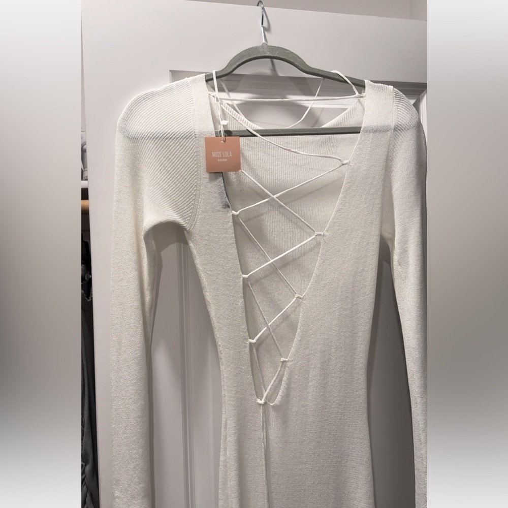 MISS LOLA BOUTIQUE Sheer white midi
